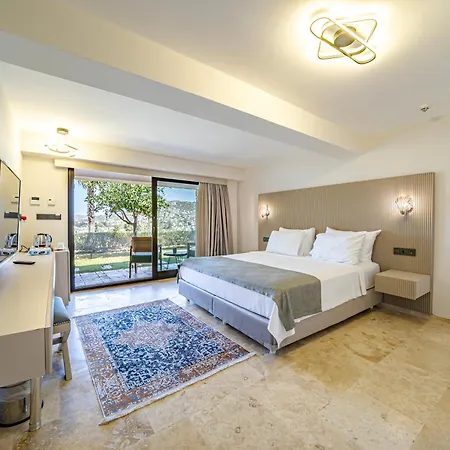 Bombien Luxury Отель 4*