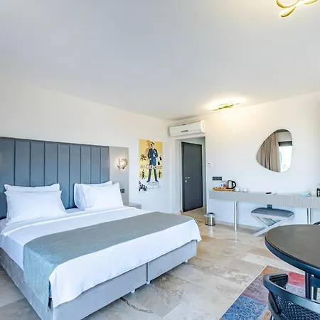 Отель Bombien Luxury 4*