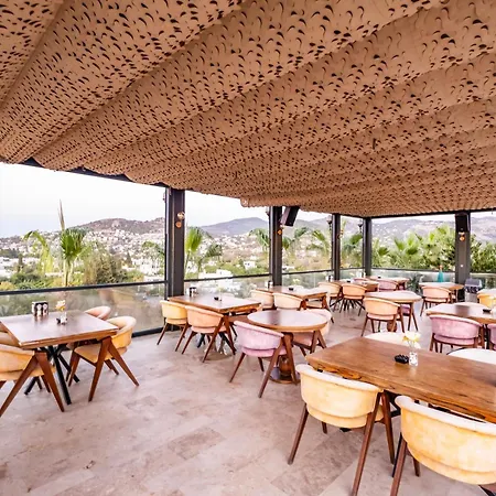 Otel Bombien Luxury 4*