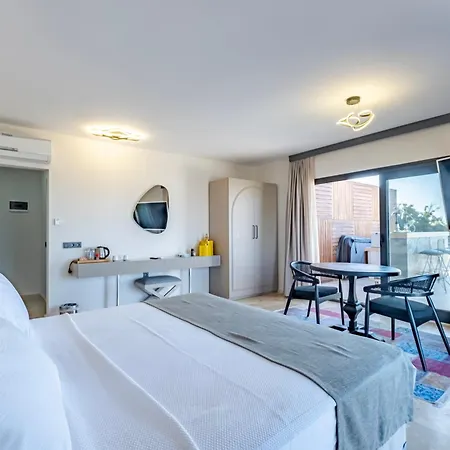 Otel Bombien Luxury 4*