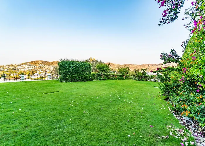 Szálloda Bombien Luxury