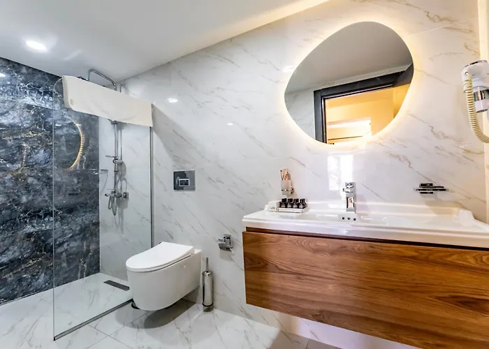 Szálloda Bombien Luxury