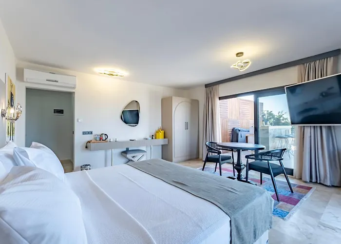 Hotel Bombien Luxury 4*