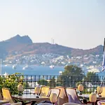Bombien Luxury 4* 博德鲁姆