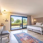 Bombien Luxury 4* 博德鲁姆