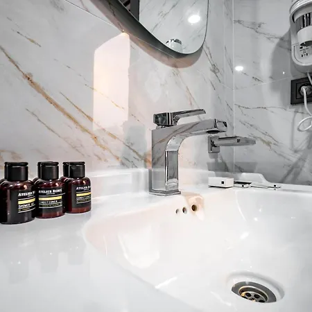 Hotel Bombien Luxury