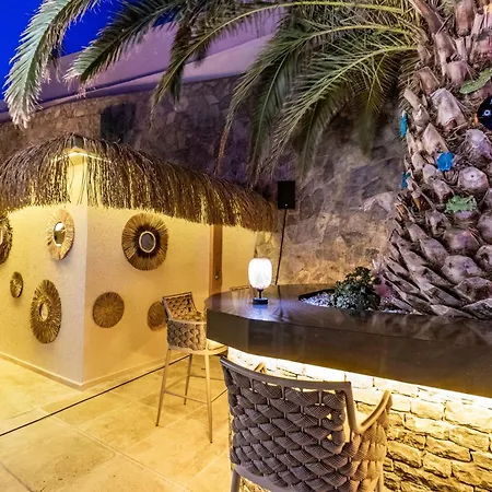 Hotel Bombien Luxury 4*