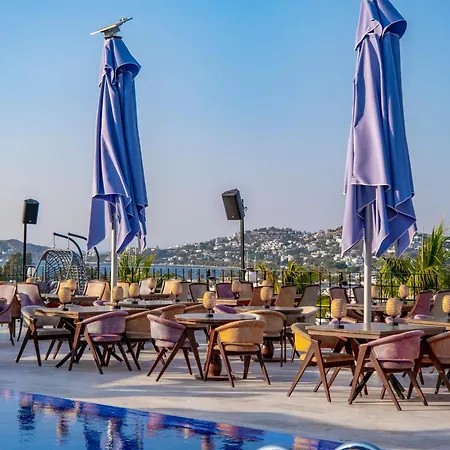 Hotel Bombien Luxury