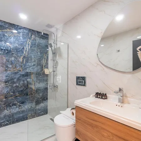 Hotel Bombien Luxury 4*