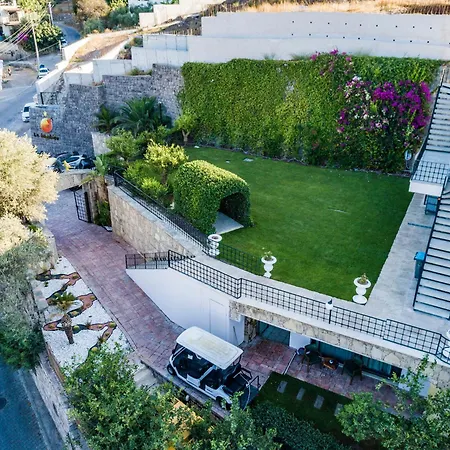 Ξενοδοχείο Bombien Luxury 4*